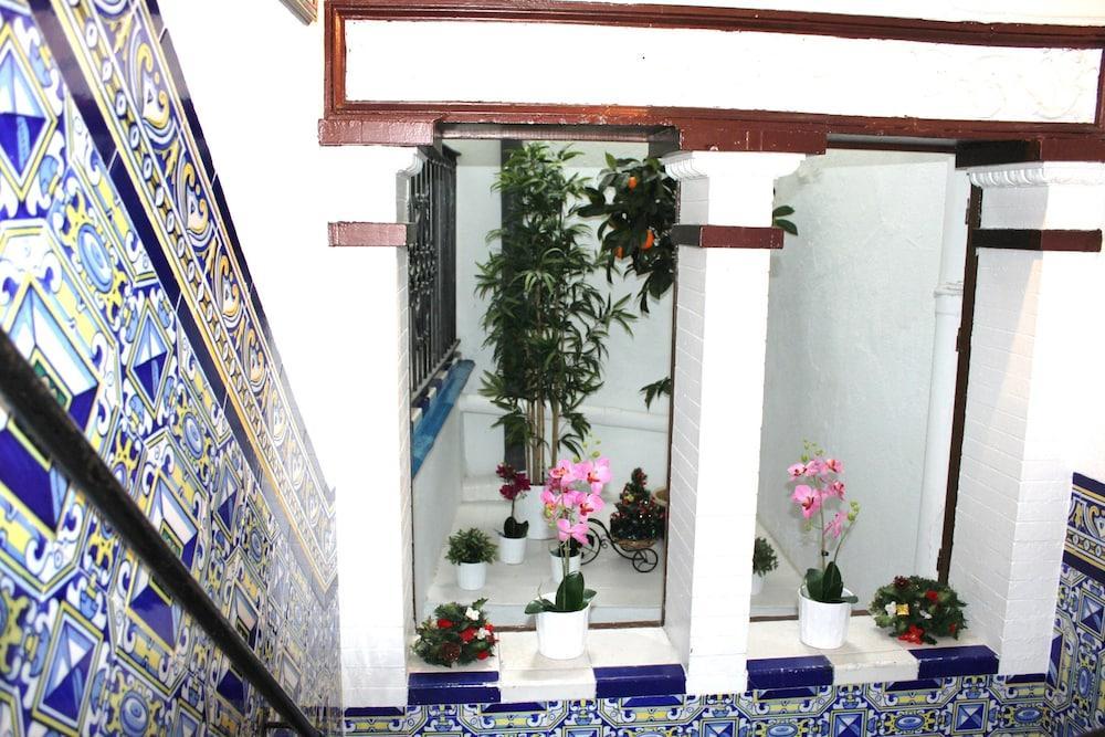Pension La Giraldilla - Seville, Seville