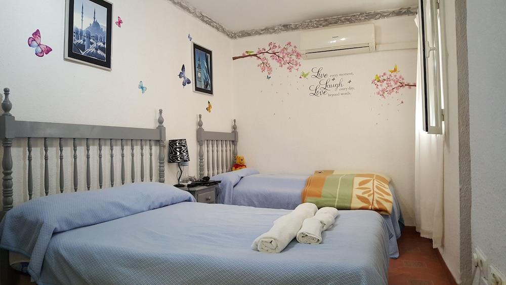 Pension La Giraldilla - Seville — Foto 2